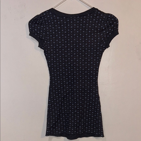 Y2K Waffle Cap Sleeve Emo Dark Gray Blue Star Pattern Top - Picture 4 of 6